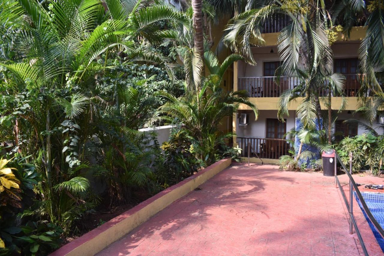 Villa Fatima Beach Resort Baga Exterior photo